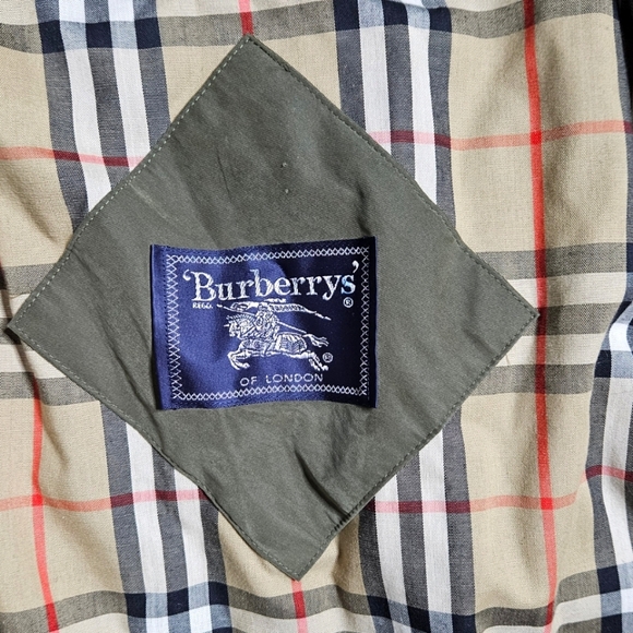 Vtg Burberry | Nova Check Olive Green Trench Coat | With liner | Brass buckles - Picture 5 of 16